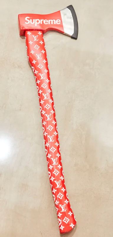 "LV SUPREME AXE"
